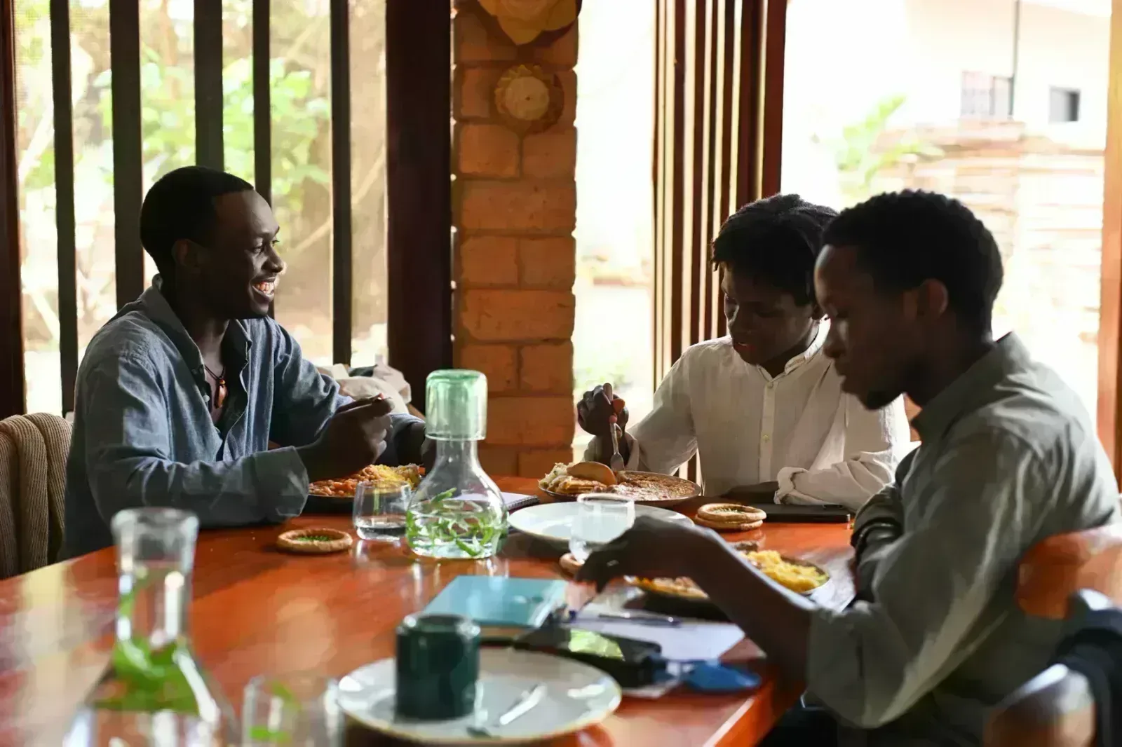 Students sharing a meal donation
