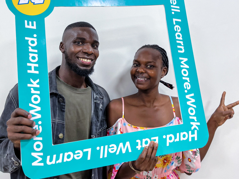 Volunteer packing food